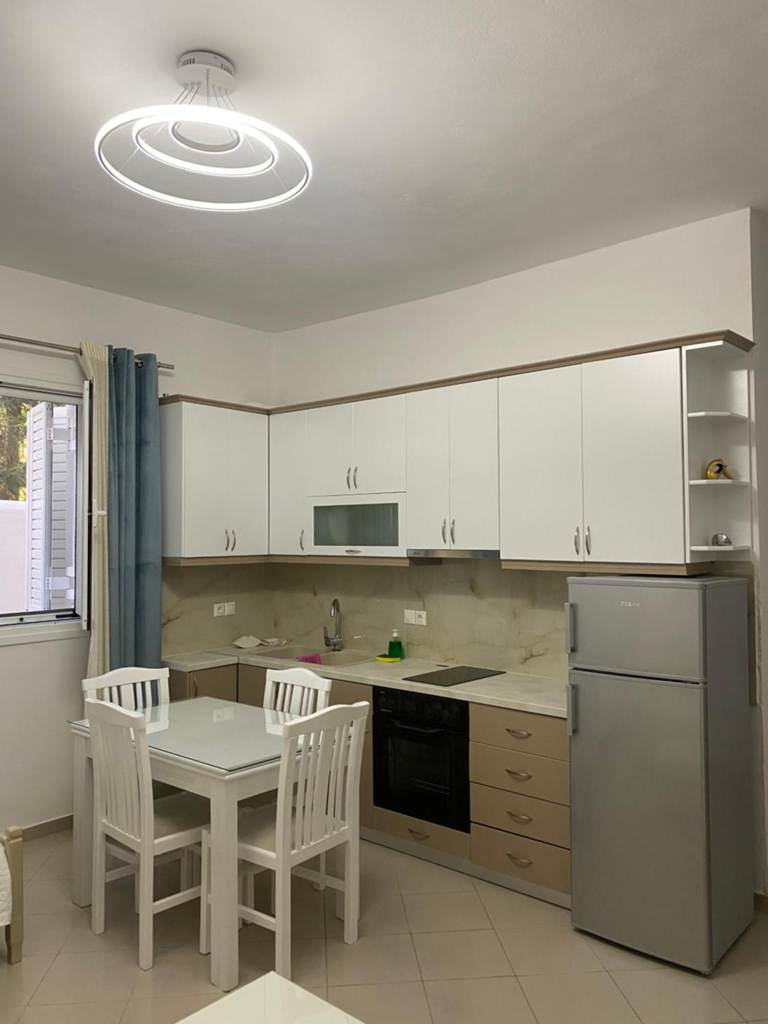 Lr Apartments ساراندا المظهر الخارجي الصورة